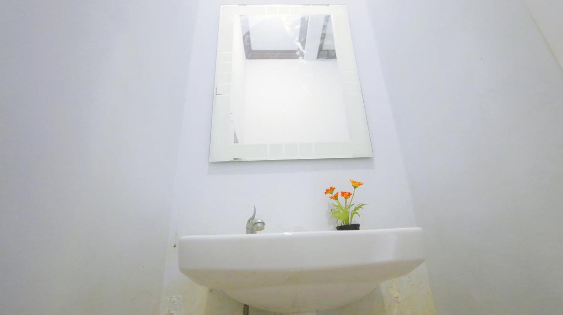 Alista Otel Bondowoso Oda fotoğraf